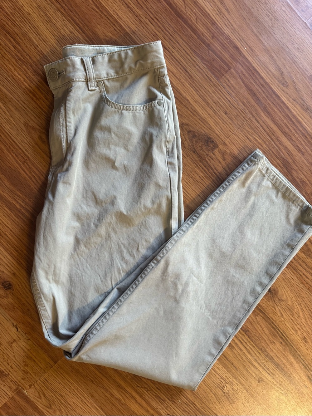 Vineyard Vines Boys' Performance On-The-Go 5-Pocket Pants 18